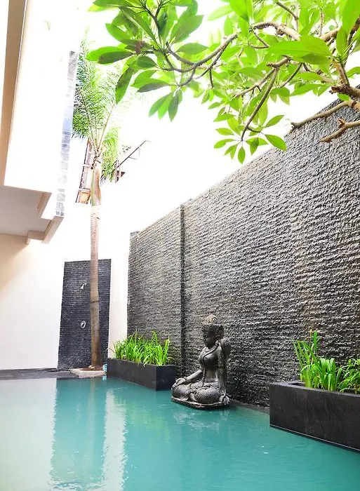 Villa Tentrem Legian-1